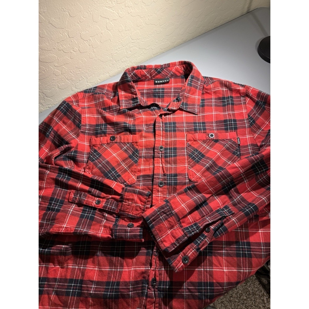 Burton M Favorite Flannel LS Red Black Plaid Button Down Shirt Mens L 23402